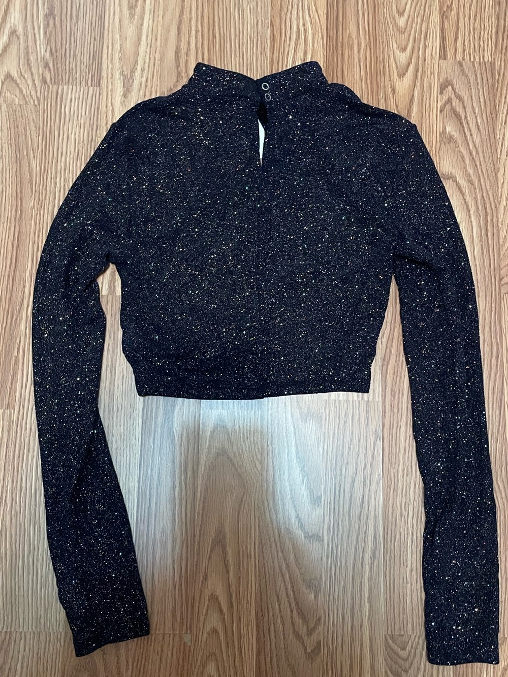 H&M Women's Sparkle Cropped Long-Sleeve Top - Black
